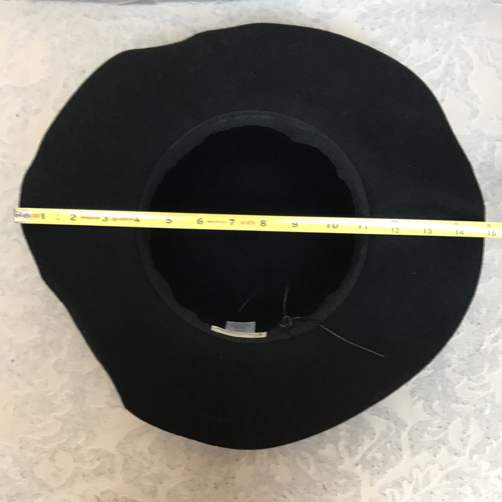 🔥 100% Wool Wide Brim Wool Hats - Lot of 2 (Camel & Black) 🔥 - Picture 5 of 6